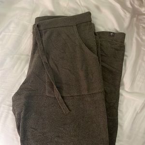 Barefoot dreams pants